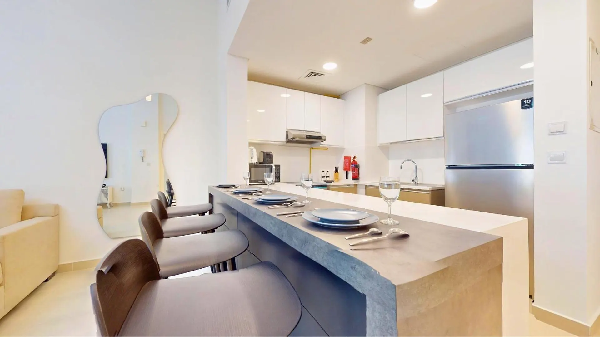 Luxurious Urban Retreat - 1Br In Jge Apartment Dubai 0*,