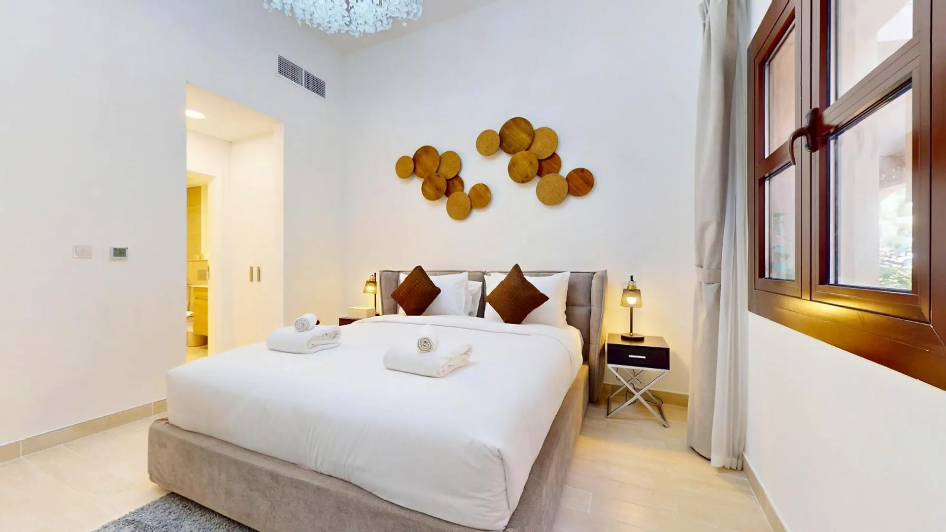 Luxurious Urban Retreat - 1Br In Jge Apartment Dubai United Arab Emirates