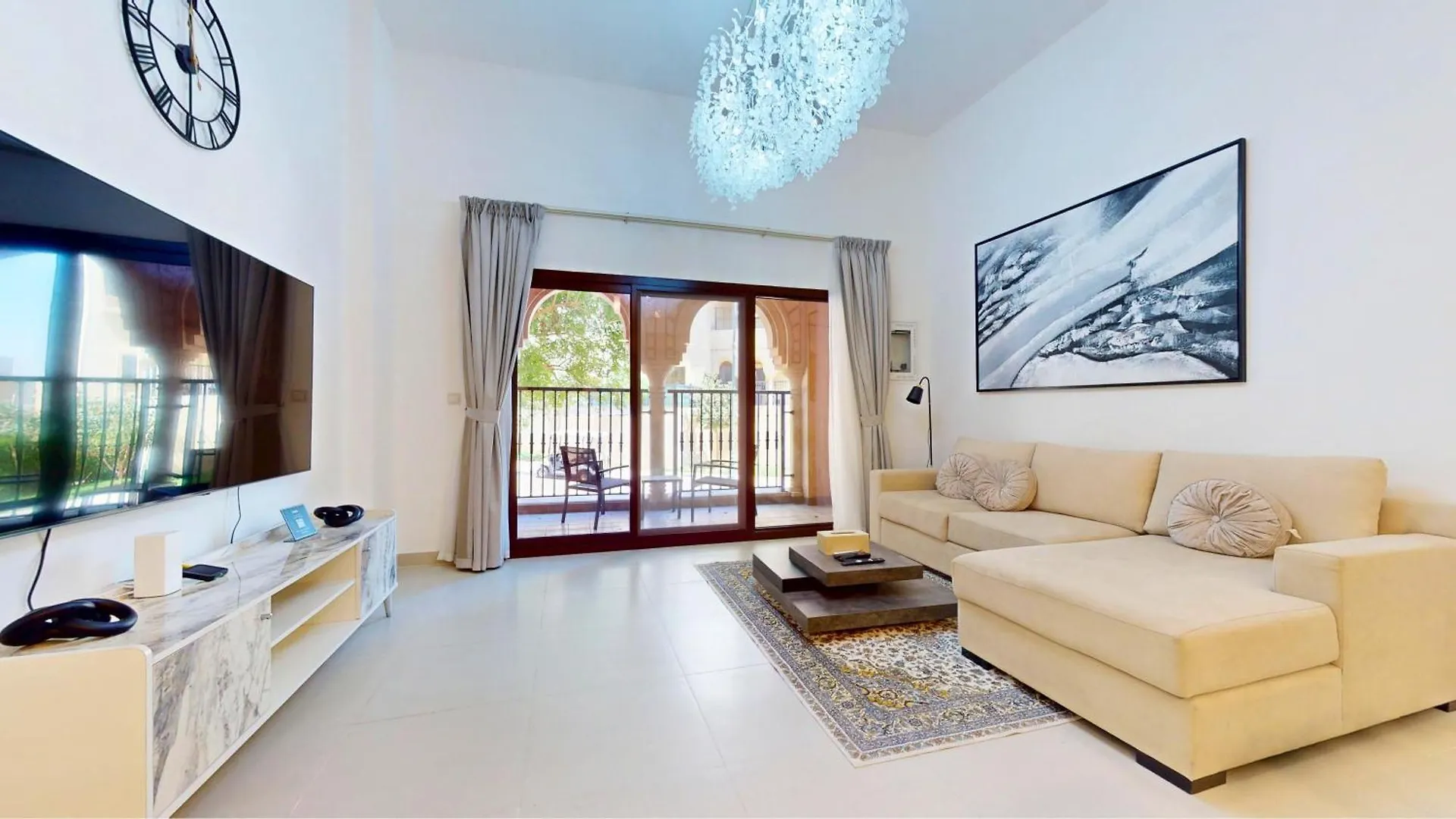 Luxurious Urban Retreat - 1Br In Jge Apartment Dubai